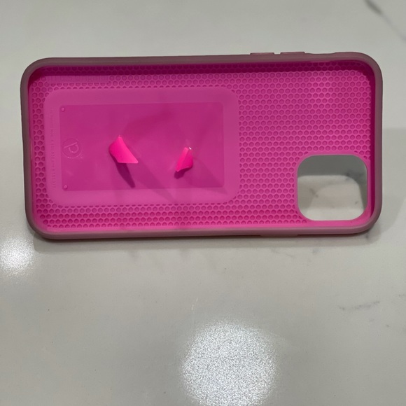 Loopy Case- Tie Dye Edition 11 Pro Max - Picture 4 of 4